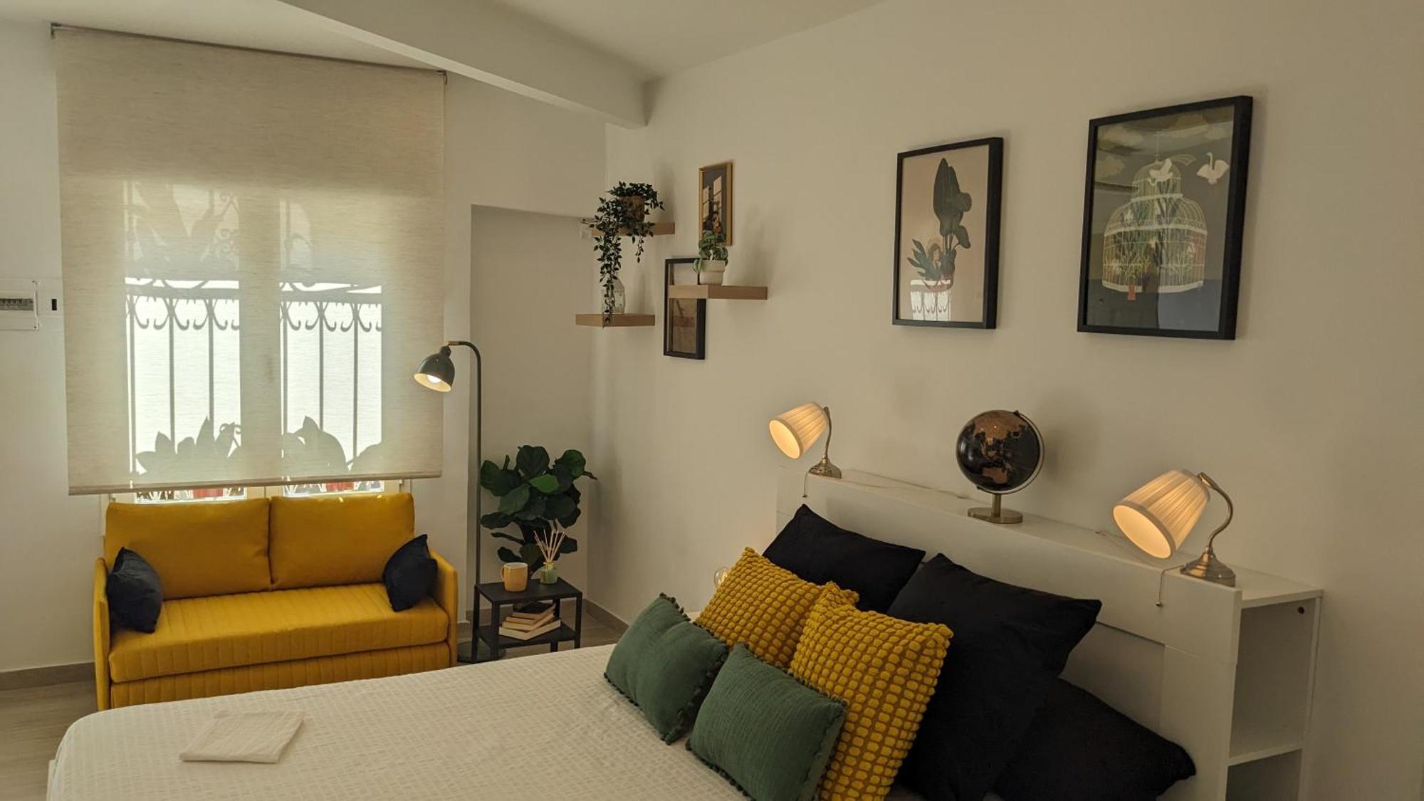 Estudio Con Piscina Y Parking, Playa A 4 Min A Pie, Tren A 2 Min Lejlighed
